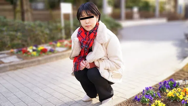 篠塚しほ - 乳首責め遊びが好きな変態素人娘