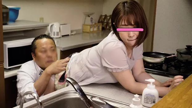 愛菜 - 夫の上司に寝取られ！桃尻と巨乳輪を汚されNTRチ○ポに夢中になった妻